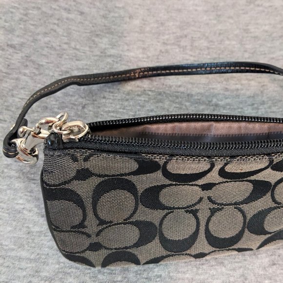 Coach Logo Wristlet Bag - Picture 4 of 4
